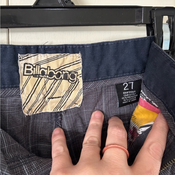 Billabong Gray Flat Front Shorts Classic Design - Picture 2 of 5